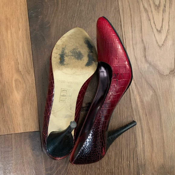 Faux snakeskin red and black heels - Picture 5 of 5